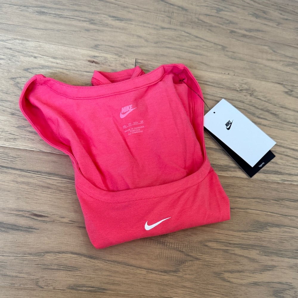NWT Nike Hot Pink Scoop Neck Crop Top XS - Picture 4 of 5